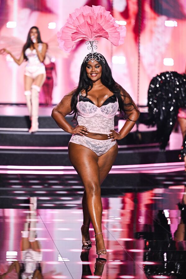 Американская модель Прешес Ли - Sputnik Кыргызстан