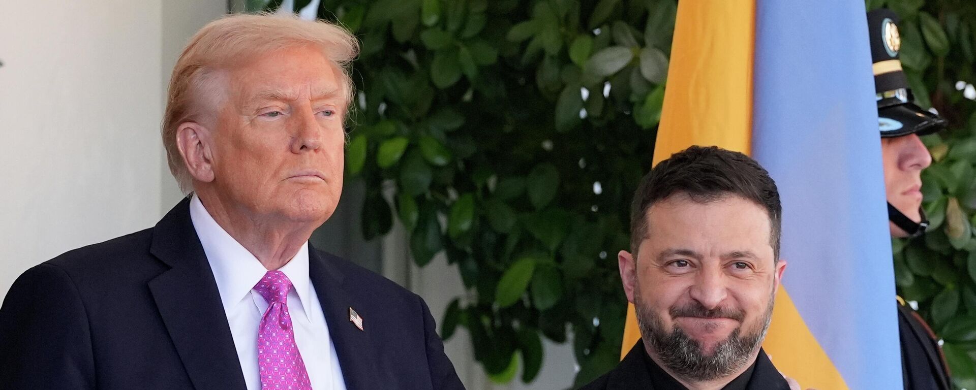 Президент Дональд Трамп Владимир Зеленский менен жолугушуусу - Sputnik Кыргызстан, 1920, 18.10.2025