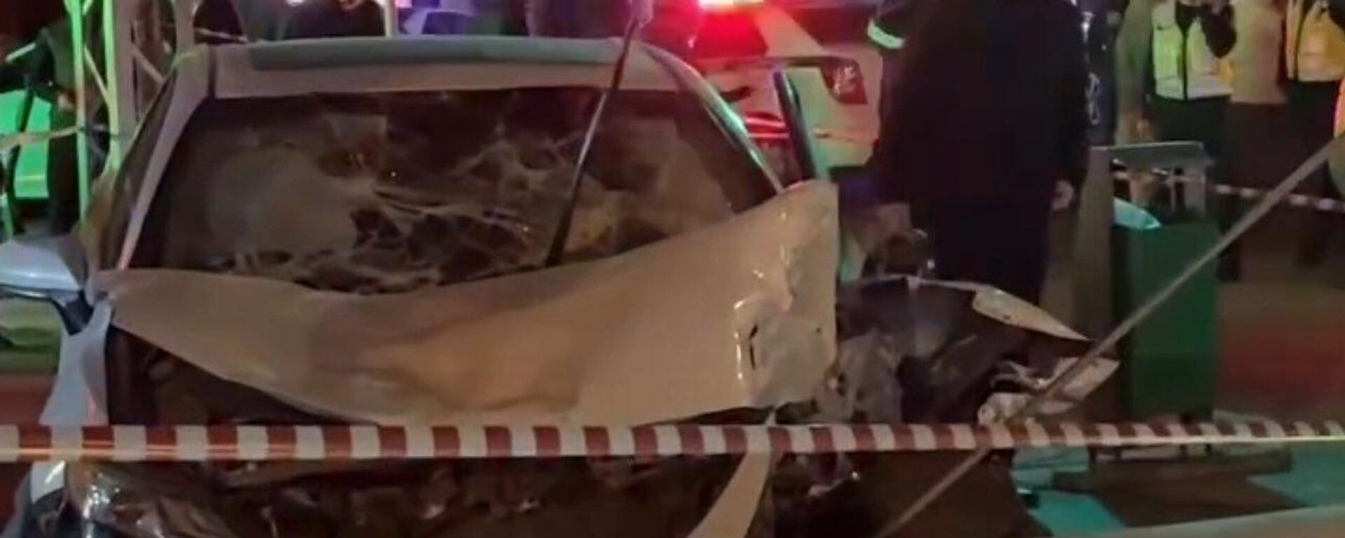 Бишкектеги автокырсык - Sputnik Кыргызстан, 1920, 19.10.2025