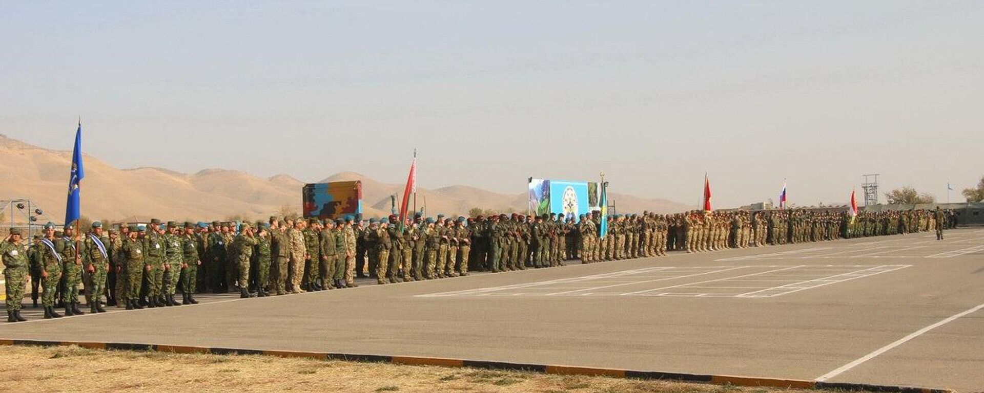 Тажикстанда Бузулгус боордоштук жана Барьер машыгуулары башталды - Sputnik Кыргызстан, 1920, 20.10.2025