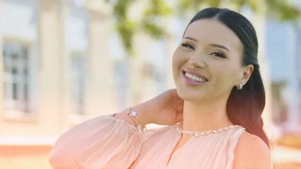 Кырсыктан кийин баары өзгөргөн... Кыргызстан сулуусу Майя Турдалиеванын маеги - Sputnik Кыргызстан