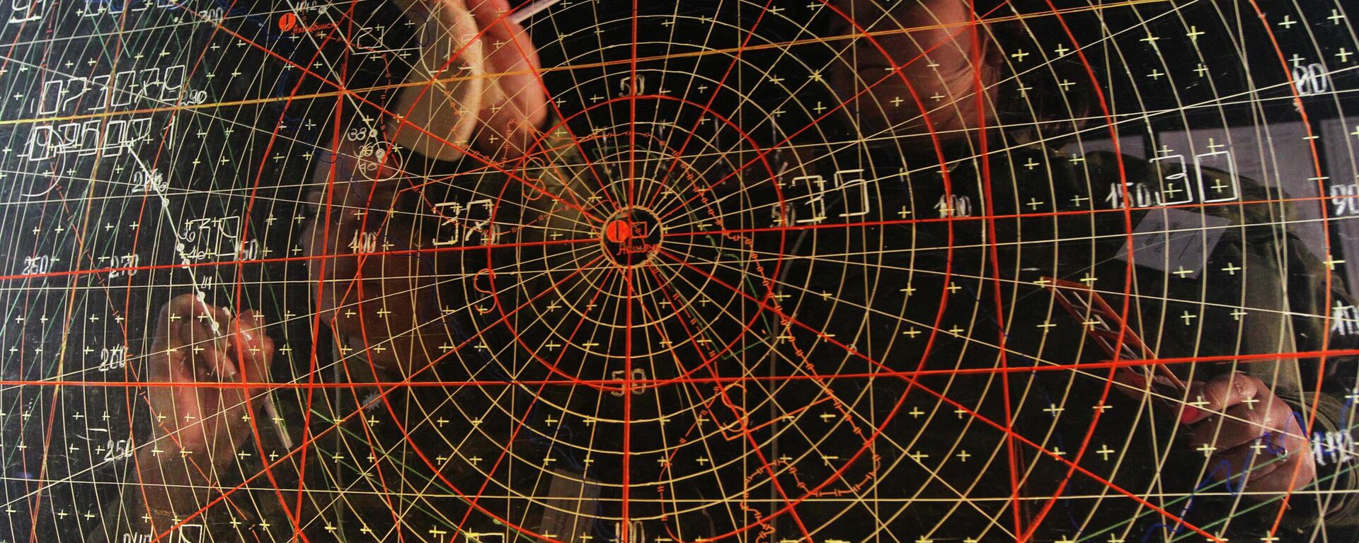 Россиянын Абадан коргонуу күчтөрүнүн машыгуулары үчүн командалык пункт. Архив - Sputnik Кыргызстан, 1920, 27.10.2025