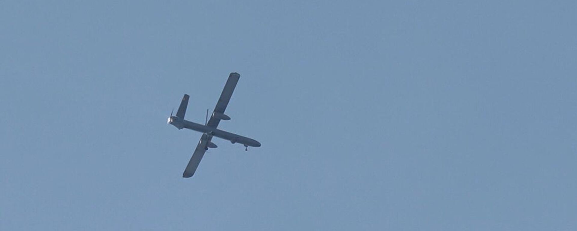 Израилдин дрон учагы Ливандын Бейрут шаарынын үстүнөн учуп өттү - Sputnik Кыргызстан, 1920, 27.10.2025