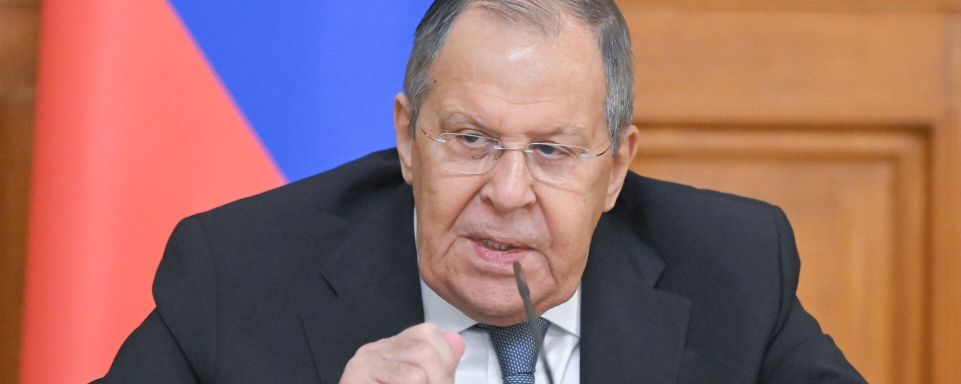 Министр иностранных дел Сергей Лавров  - Sputnik Кыргызстан, 1920, 27.10.2025