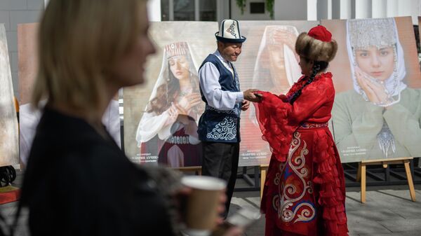 Участники фестиваля народов России и стран СНГ. Архивное фото - Sputnik Кыргызстан