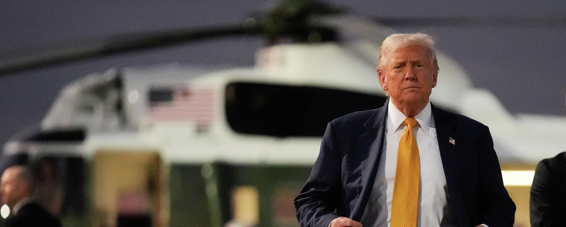 АКШ президенти Дональд Трамп  - Sputnik Кыргызстан, 1920, 27.10.2025