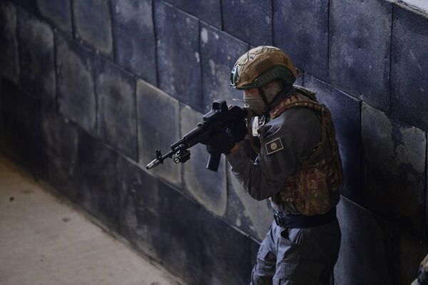 Жапаров сообщил, что в начале этого года по инициативе руководства ГКНБ началось строительство учебно-тренировочного центра подразделения специального назначения - Sputnik Кыргызстан