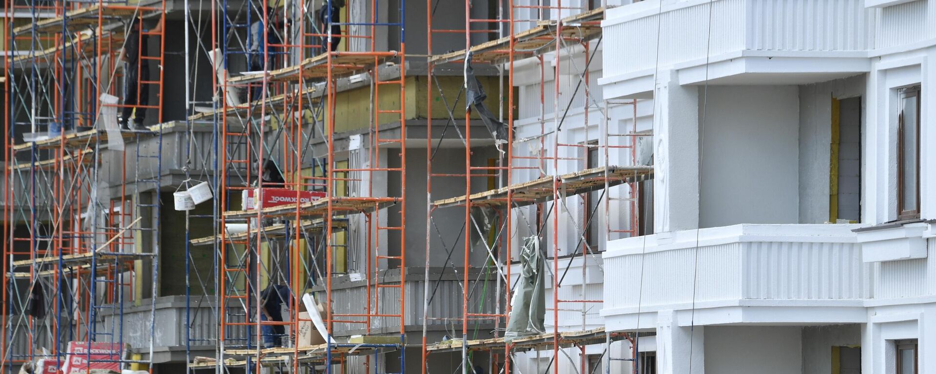 Строительство жилого дома. Архивное фото - Sputnik Кыргызстан, 1920, 28.10.2025