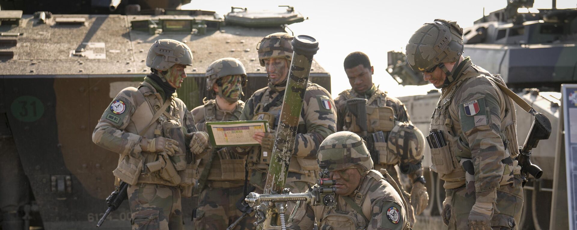 Французские военнослужащие. Архивное фото - Sputnik Кыргызстан, 1920, 28.10.2025