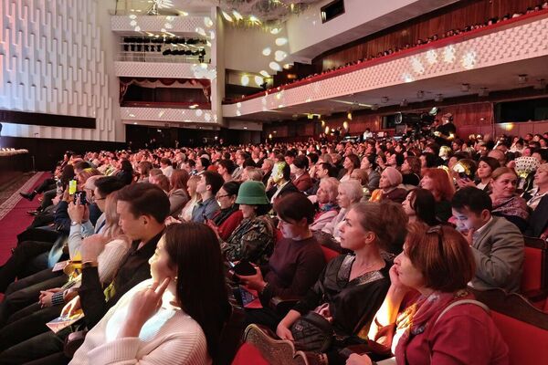  Россиянын Кыргызстандагы маданият күндөрү  эки тараптын достук байланышын бекемдемекчи - Sputnik Кыргызстан