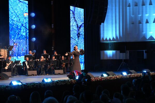 Глава Минкультуры РФ Ольга Любимова отметила, что обменные Дни культуры постоянно расширяются, что соответствует высокому уровню отношений и дружбе народов - Sputnik Кыргызстан