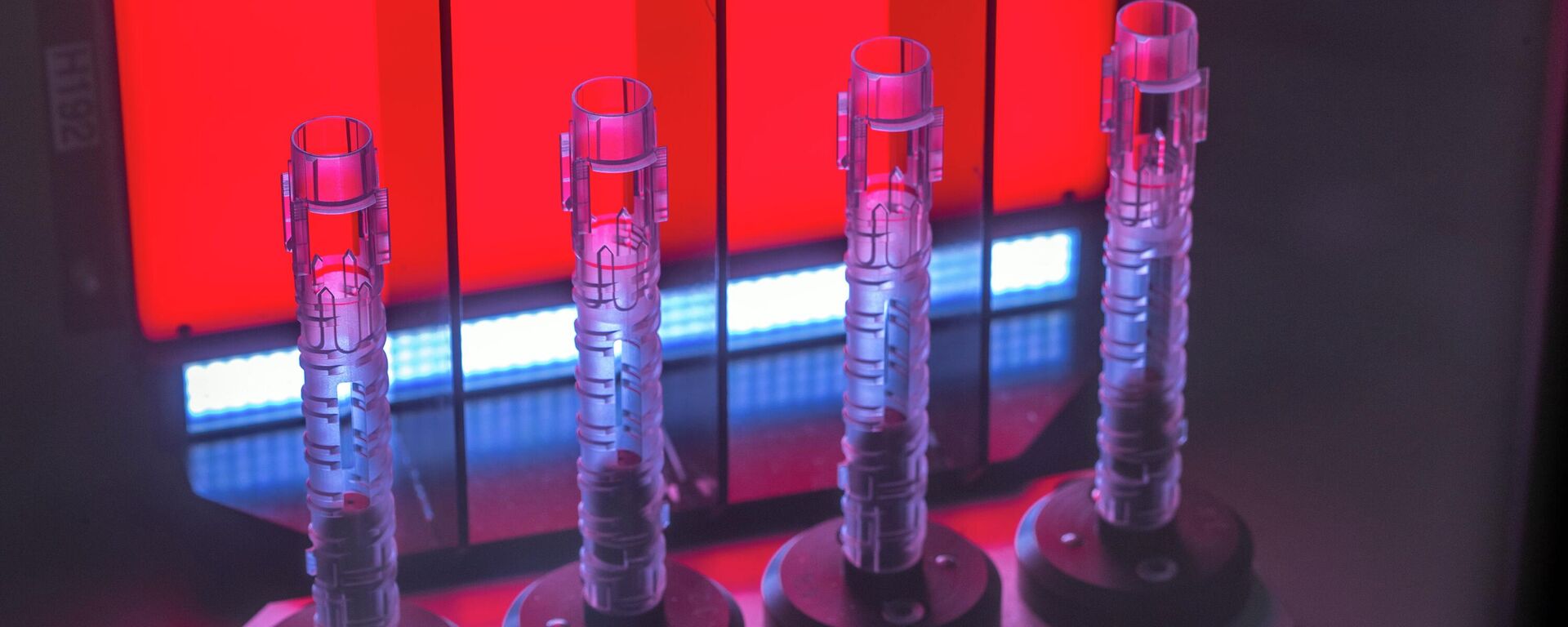 Производсвто инсулиновых шприцев - Sputnik Кыргызстан, 1920, 31.10.2025