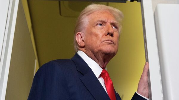 Президент США Дональд Трамп - Sputnik Кыргызстан