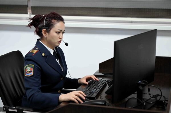 Кеңседе &quot;Коопсуз шаар&quot; долбоору менен интеграцияланган кырдаалдык борбор бар - Sputnik Кыргызстан