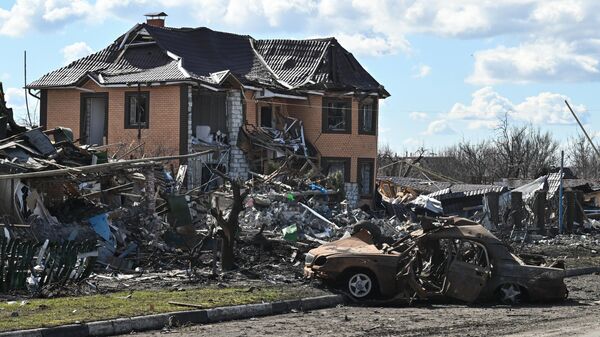 Разрушенные строения в Судже. Архивное фото - Sputnik Кыргызстан