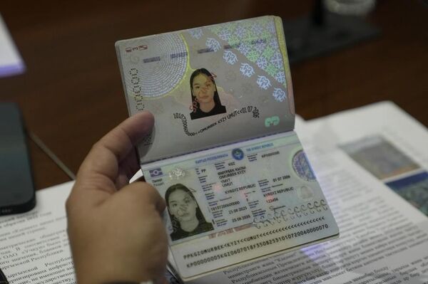 Учурдагы паспорттор мөөнөтү бүткөнгө чейин жарактуу бойдон калат - Sputnik Кыргызстан