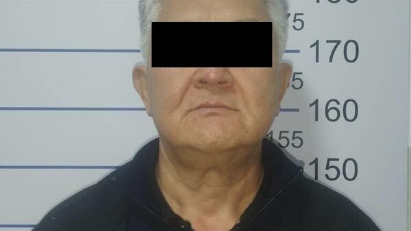 Көз микрохирургиясы госпиталынын директору Алмазбек Исманкулов - Sputnik Кыргызстан