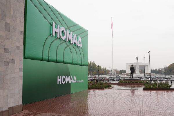 Временная студия телеканала будет использоваться для освещения выборов депутатов Жогорку Кенеша и саммита ОДКБ, которые состоятся в ноябре - Sputnik Кыргызстан