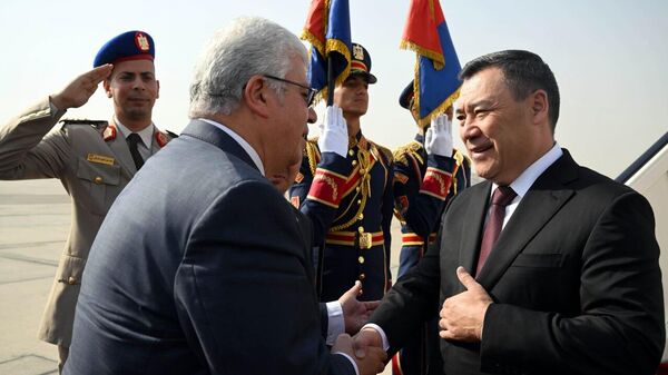 Садыр Жапаров прибыл с официальным визитом в Египет  - Sputnik Кыргызстан