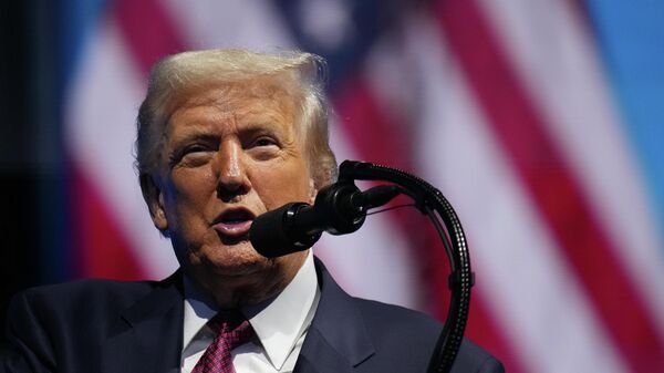 Президент США Дональд Трамп - Sputnik Кыргызстан