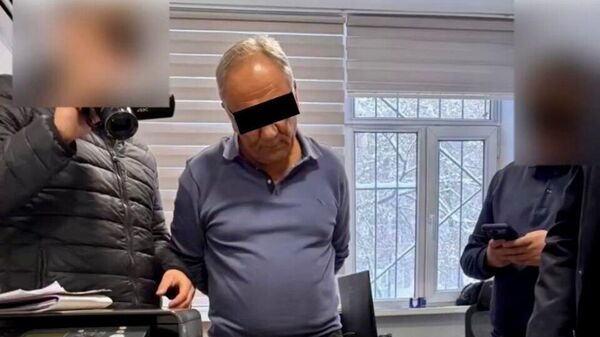 Задержание инспекторов МЧС и Минстроя по подозрению в вымогательстве взятки - Sputnik Кыргызстан