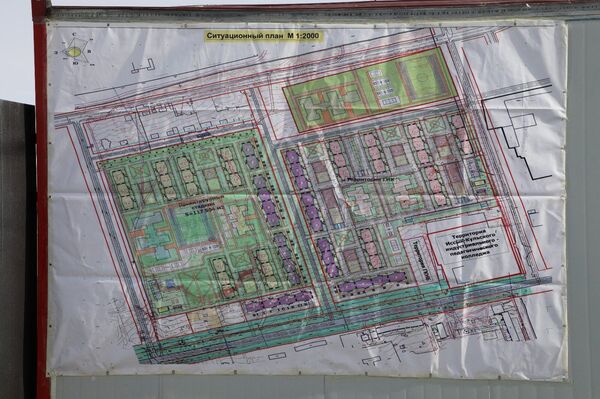 Здесь также возведут школу на 750 мест, детсад на 280 мест, детские и спортивные площадки, зону отдыха, воркаут-площадку, инженерные и вспомогательные сооружения и надземные парковки - Sputnik Кыргызстан