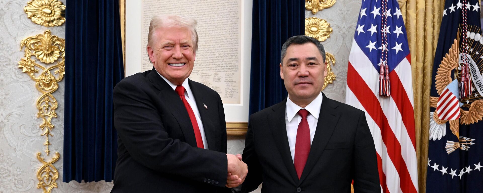 Садыр Жапаров Вашингтондо Дональд Трамп менен жолукту - Sputnik Кыргызстан, 1920, 07.11.2025