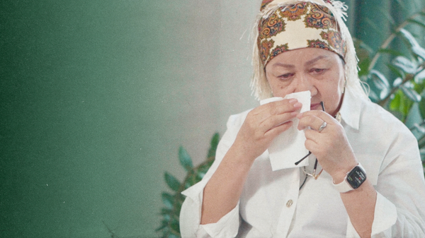 Күйөөм менен ажырашпаганыма сүйүнөм. Кайнене-келин жөнүндө айткан коучтун маеги - Sputnik Кыргызстан