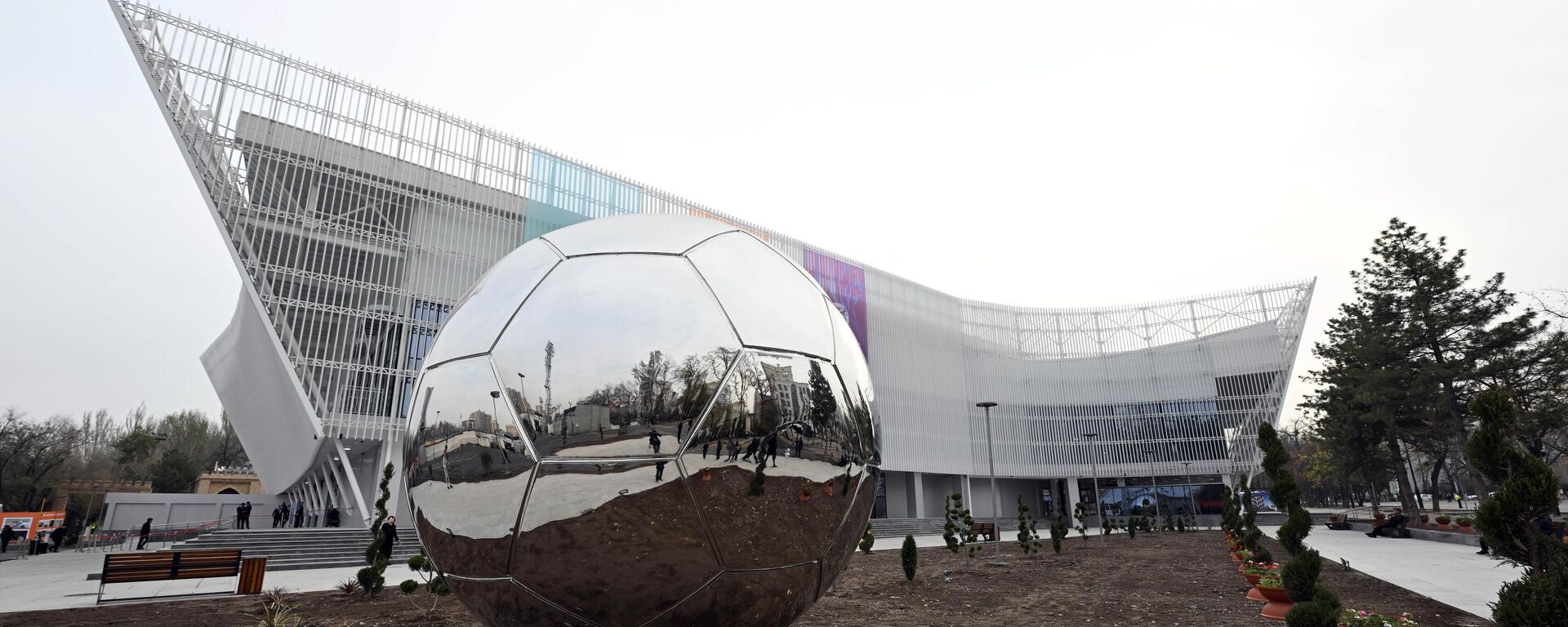 Малая арена стадиона имени Долона Омурзакова - Sputnik Кыргызстан, 1920, 10.11.2025