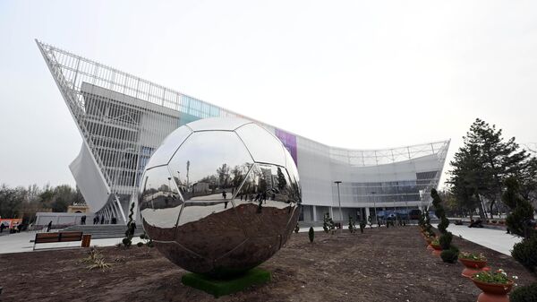 Дөлөн Өмүрзаков атындагы стадиондун кичи аренасы чоң салтанат менен ачылды - Sputnik Кыргызстан