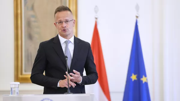 Министр иностранных дел Венгрии Петер Сийярто - Sputnik Кыргызстан