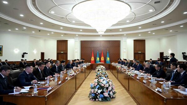В Астане прошло заседание межправительственного совета Кыргызстана и Казахстана - Sputnik Кыргызстан