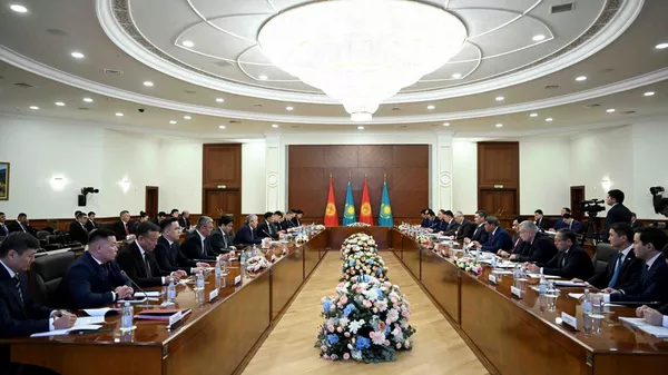 В Астане прошло заседание межправительственного совета Кыргызстана и Казахстана - Sputnik Кыргызстан