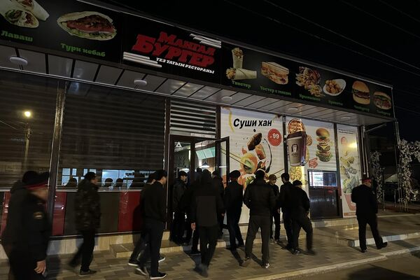 Ал компьютердик клубдарды дагы текшерип, аларды такыр жаап салуу керектигин белгилеген - Sputnik Кыргызстан