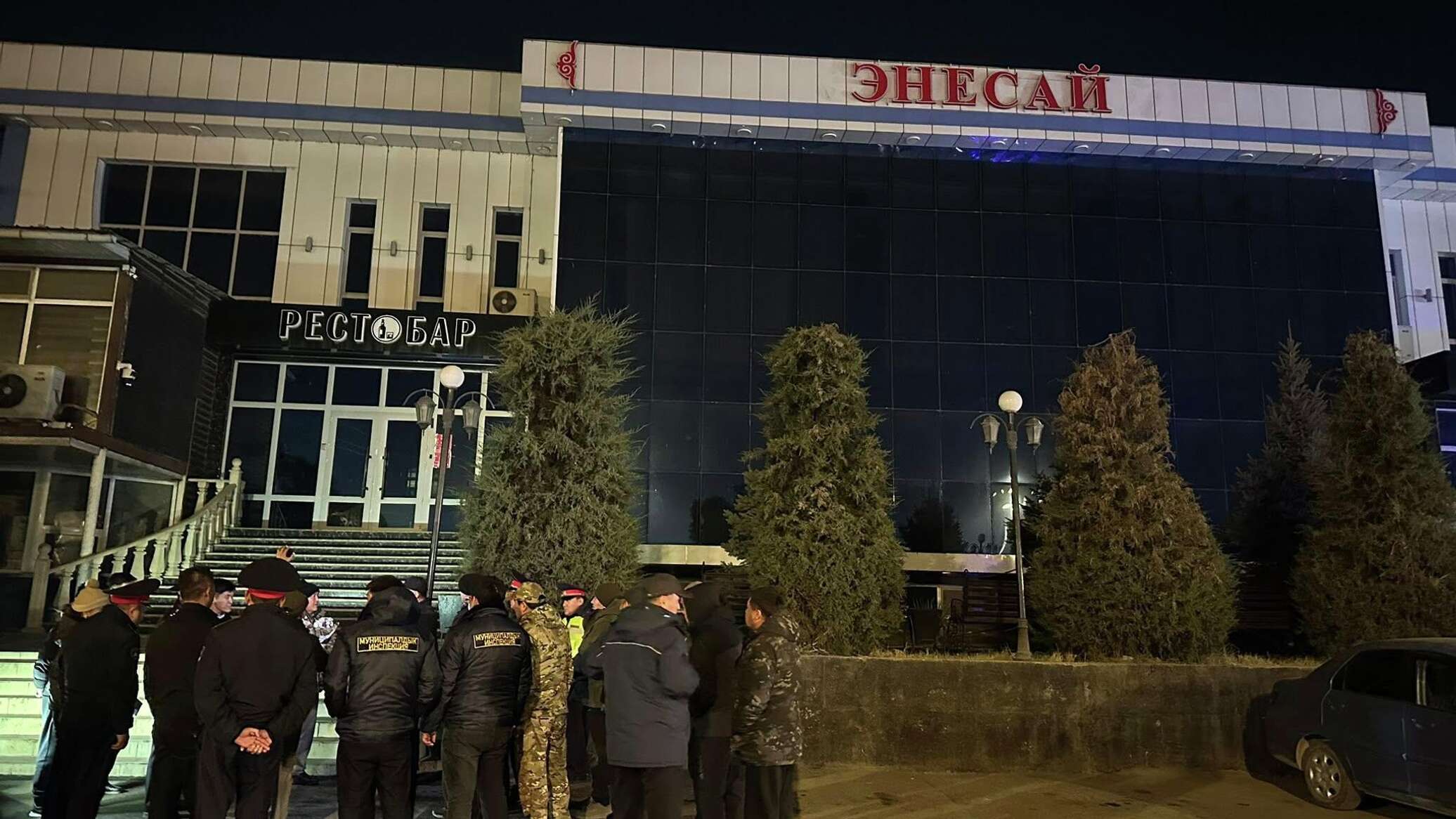 В Оше кафе и рестораны, не закрывшиеся в 22:00, на месяц лишатся света и воды