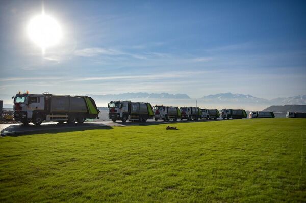 Бүгүн Бишкектеги таштандыны кайра иштетүүчү жаңы заводго катуу тиричилик калдыктары жеткирилди - Sputnik Кыргызстан