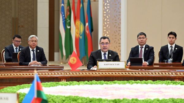 Садыр Жапаров на консультативной встрече лидеров Центральной Азии в Ташкенте - Sputnik Кыргызстан