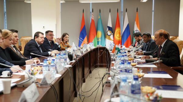 ЕАЭБ менен Индия эркин соода келишимин түзүү боюнча сүйлөшүүнү баштады - Sputnik Кыргызстан