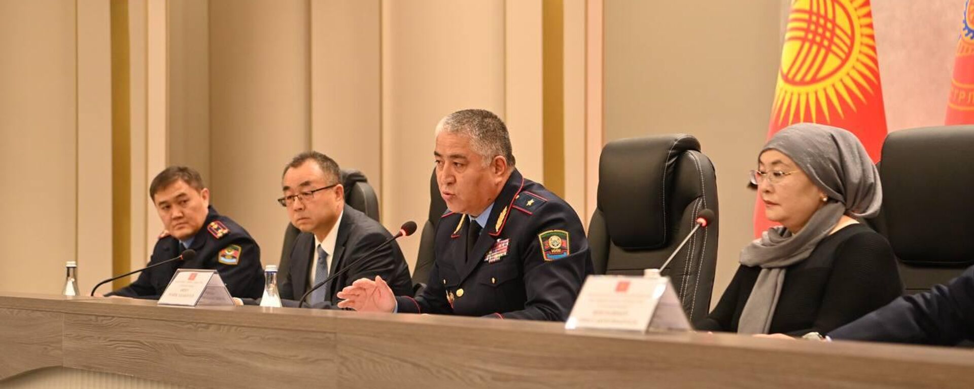 ИИМдеги кытай ишкерлери менен болгон жолугушуу - Sputnik Кыргызстан, 1920, 17.11.2025