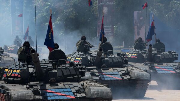 Военная техника на репетиции в Карабобо, Венесуэла. Архивное фото - Sputnik Кыргызстан