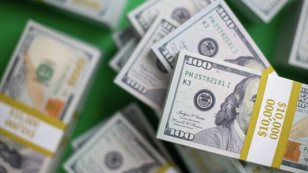 100-долларлык купюралары. Архив - Sputnik Кыргызстан