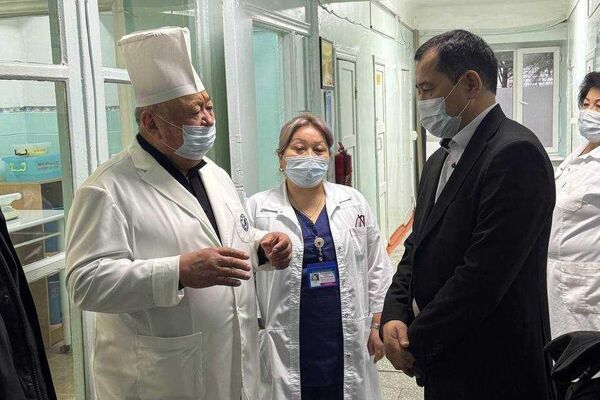 Эти учреждения сейчас принимают наибольшее число детей с острыми респираторными вирусными инфекциями - Sputnik Кыргызстан