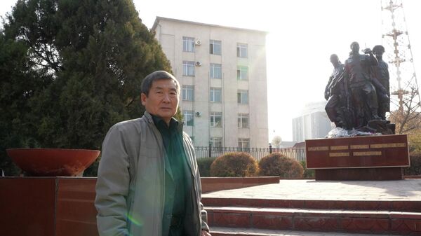 Что пережили кыргызские военные в горах Памира — видео - Sputnik Кыргызстан