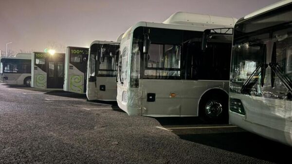 Кытайдан газ менен жүргөн жаңы автобустар. Архив - Sputnik Кыргызстан