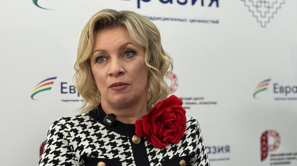 Официальный представитель МИД РФ Мария Захарова на церемонии открытия Центра русского языка и культуры в столице Кыргызстана - Sputnik Кыргызстан