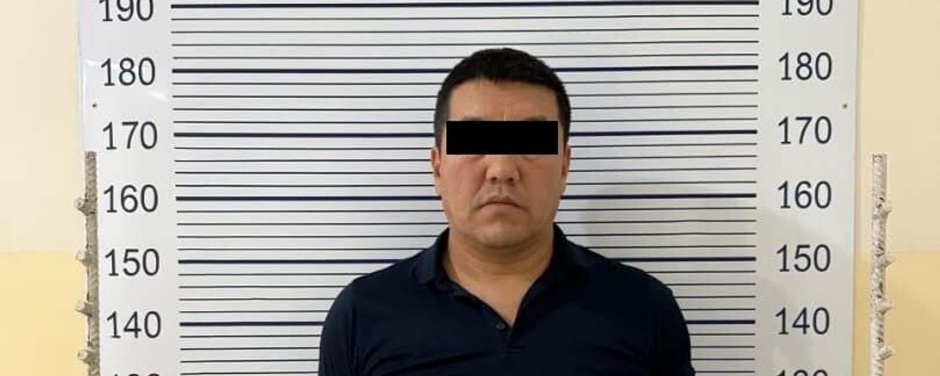 Кадастрдын Ош облусундагы жетекчисинин орун басары кармалды - Sputnik Кыргызстан, 1920, 24.11.2025