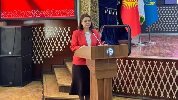 Советник-посланник посольства России в КР Екатерина Чистова - Sputnik Кыргызстан
