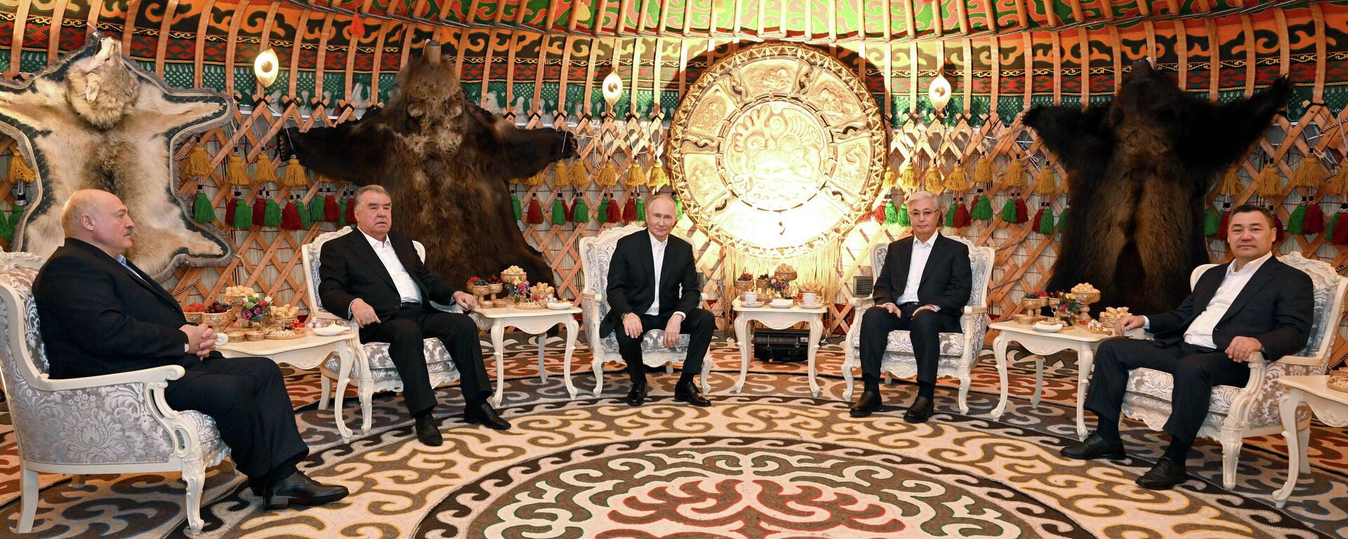 Президентам стран ОДКБ представили культурную программу в Бишкеке - Sputnik Кыргызстан, 1920, 26.11.2025