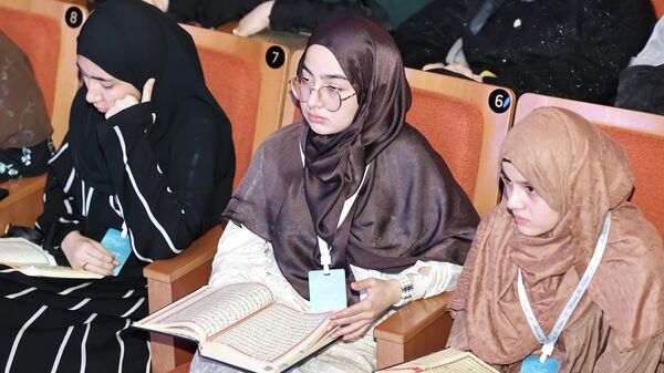 Россиядагы Куран окуу мелдешинин катышуучулары. Архив - Sputnik Кыргызстан