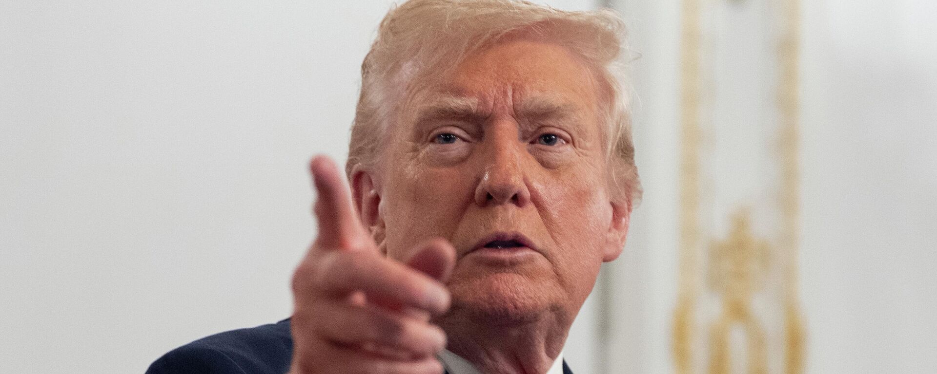 АКШ президенти Дональд Трамп  - Sputnik Кыргызстан, 1920, 28.11.2025